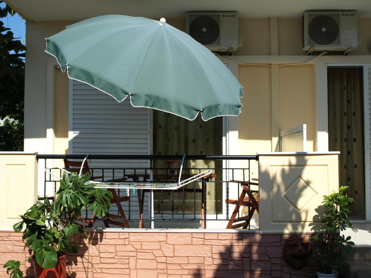 Dionysos Apartment Asproválta Ngoại thất bức ảnh